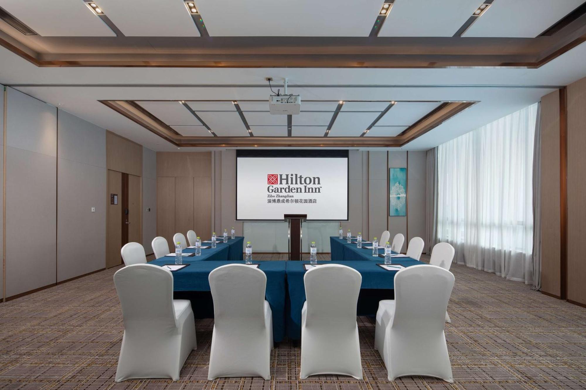 Hilton Garden Inn Zibo Zhangdian Exterior photo